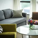 Modern & Bright 3Br Apt With Shelter By Sea N\' Rent