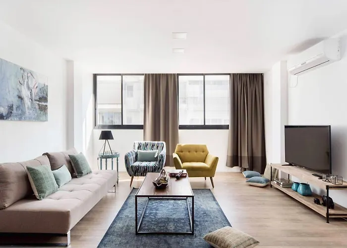 Modern & Bright 3Br Apt With Shelter By Sea N\' Rent